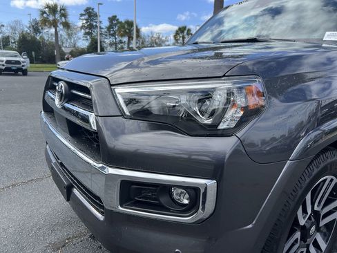 Used 2022 Toyota 4Runner Limited image 6