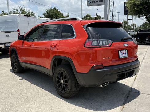 Used 2021 Jeep Cherokee Latitude Lux w/ Trailer Tow Group AWD/4WD image 7