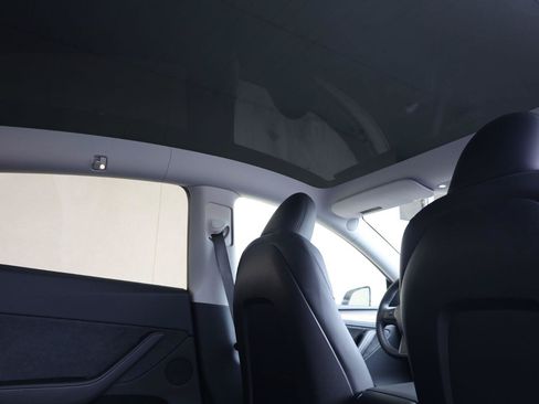 Used 2023 Tesla Model Y AWD image 22