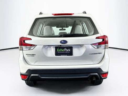 Used 2023 Subaru Forester AWD/4WD image 7
