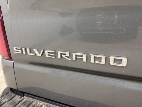 Used 2020 Chevrolet Silverado 1500 LTZ AWD/4WD image 3