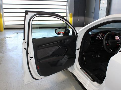 Used 2025 Audi RS 3 image 6