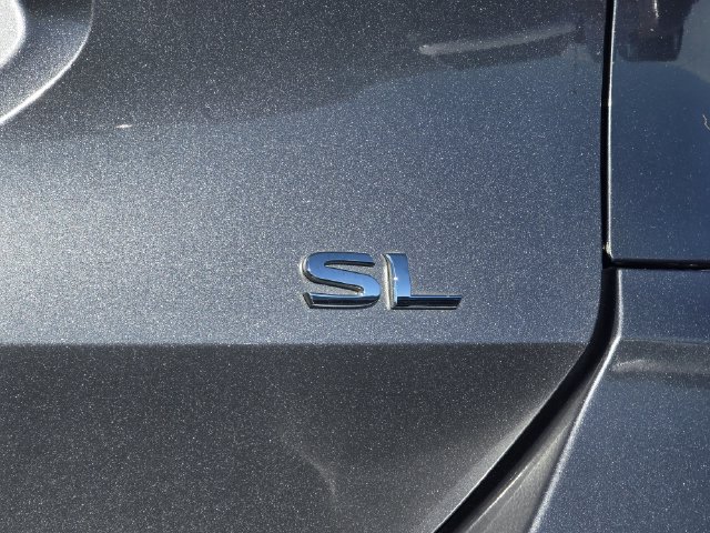 Used 2019 Nissan Rogue SL FWD image 32