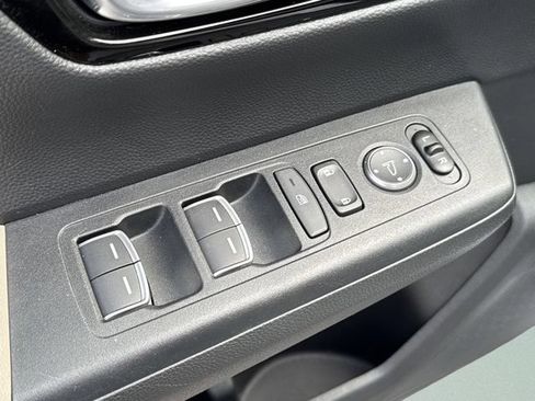 Used 2024 Honda CR-V EX-L image 23