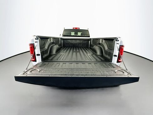 New 2026 RAM 3500 Big Horn AWD/4WD image 15