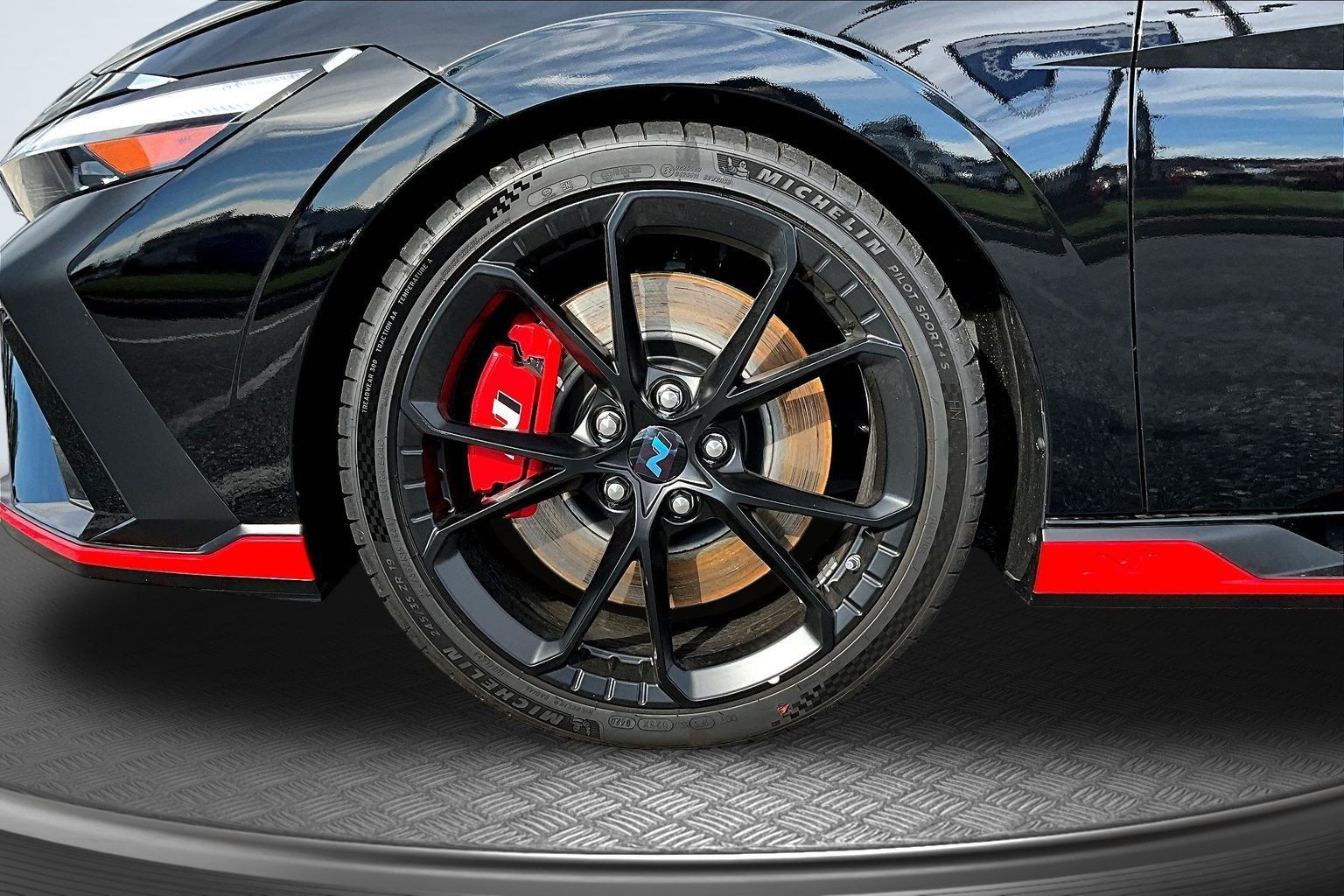 New 2026 Hyundai Elantra N FWD image 13