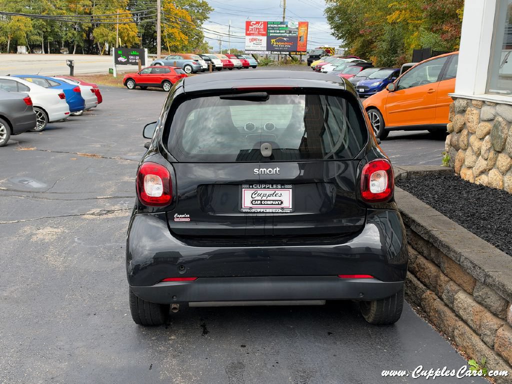 Used 2016 smart fortwo Coupe RWD image 13