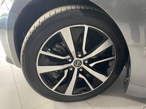 Used 2021 Nissan Maxima 3.5 SV w/ Floor Mat Group image 10