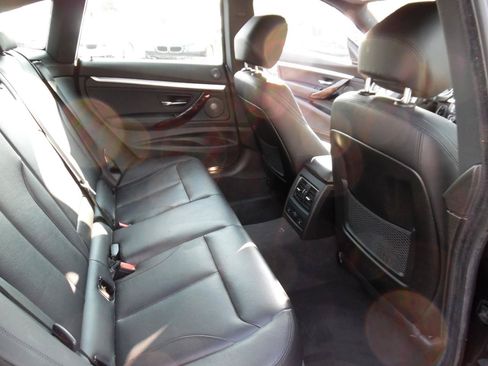 Used 2016 BMW 328i Gran Turismo xDrive w/ Driver Assistance Package AWD/4WD image 23