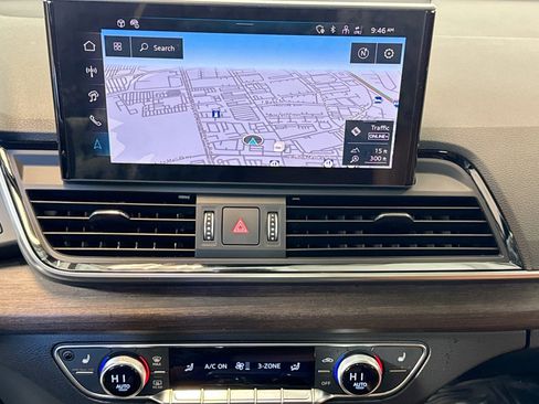 Used 2025 Audi Q5 e Premium Plus image 13