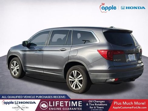 Used 2016 Honda Pilot EX image 4