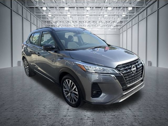 Used 2024 Nissan Kicks SR FWD image 5
