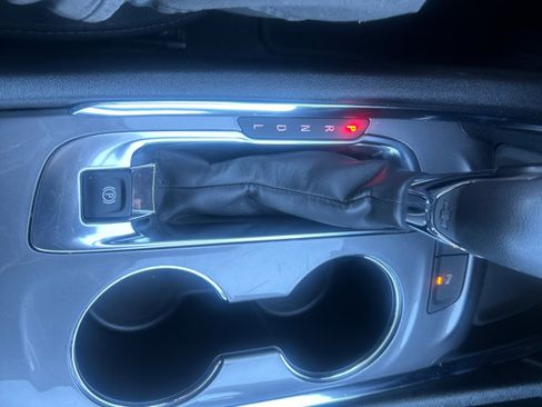 Used 2025 Chevrolet Malibu LT image 11