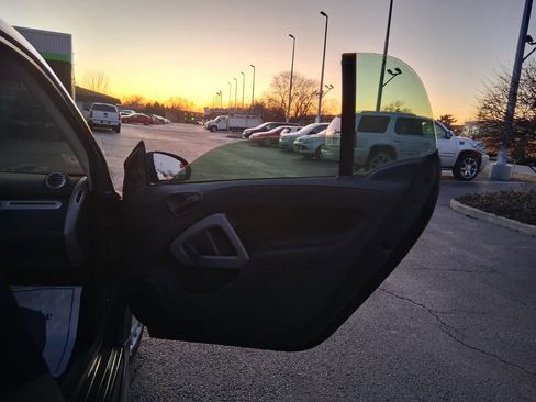 Used 2013 smart fortwo pure image 10