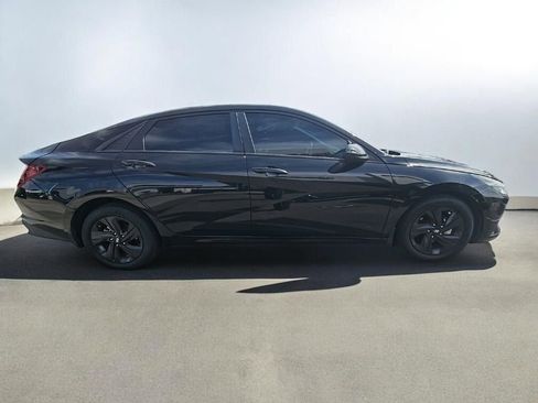 Used 2022 Hyundai Elantra SEL w/ Cargo Package image 15