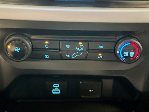 Used 2021 Ford F150 XL w/ Equipment Group 101A High RWD image 11