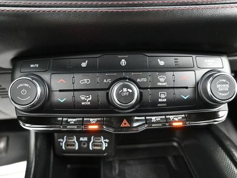 Used 2021 Dodge Durango R/T w/ Blacktop Package image 21