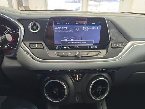 Used 2020 Chevrolet Blazer LT w/ LPO, Floor Liner Package image 15