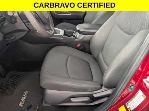 Used 2020 Toyota RAV4 LE FWD image 12