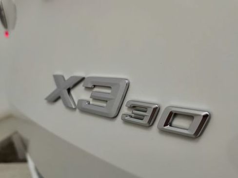 Used 2025 BMW X3 xDrive30i w/ Premium Package AWD/4WD image 32