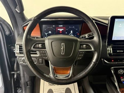 Used 2020 Lincoln Navigator L Reserve w/ Luxury Package AWD/4WD image 38