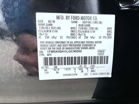 Used 2020 Ford Explorer XLT AWD/4WD image 30