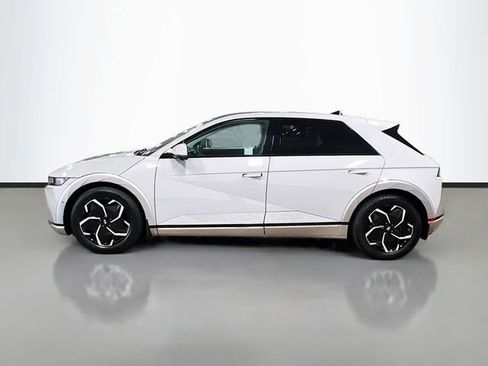 Used 2024 Hyundai Ioniq 5 Limited image 9