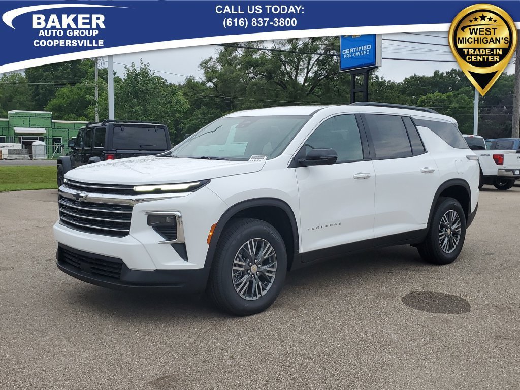 New 2026 Chevrolet Traverse LT w/ Driver Confidence Package AWD/4WD image 2