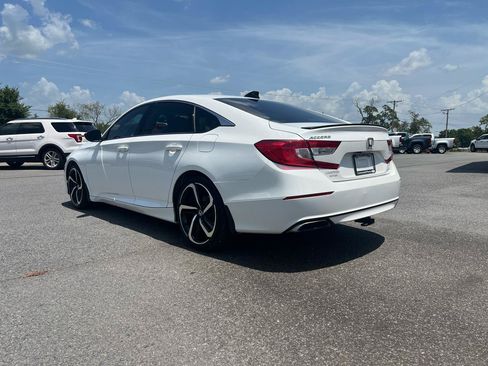 Used 2022 Honda Accord Sport image 6
