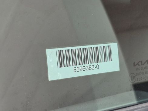 Used 2025 Kia K4 FWD image 28