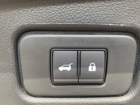 New 2026 Nissan Pathfinder Platinum FWD image 6
