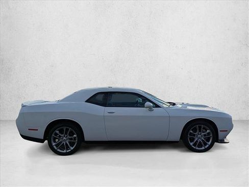 Used 2022 Dodge Challenger GT image 4
