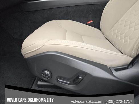 Used 2026 Volvo XC60 B5 Plus w/ Protection Package Premier AWD/4WD image 19