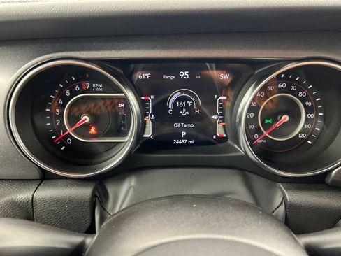 Used 2022 Jeep Gladiator Mojave w/ LED Lighting Group AWD/4WD image 18