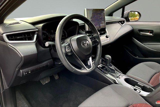 Used 2026 Toyota Corolla SE w/ SE Package FWD image 16