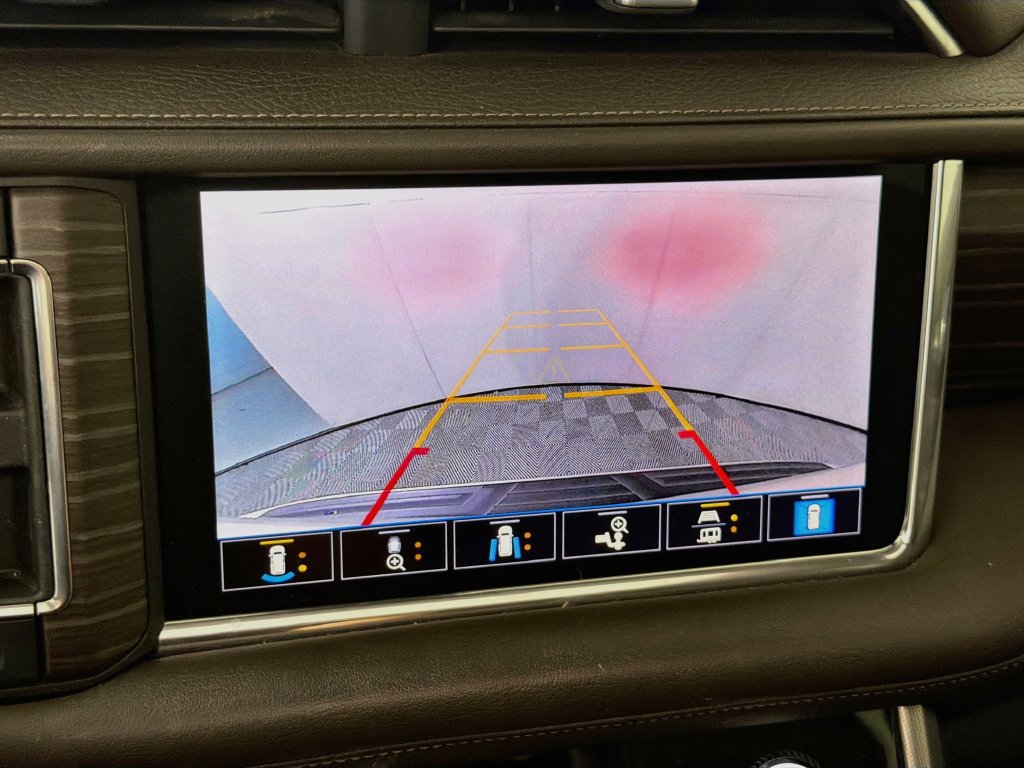 Used 2021 GMC Yukon Denali w/ Denali Ultimate Package RWD image 20