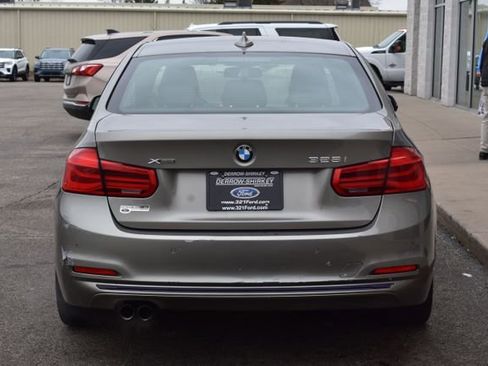 Used 2016 BMW 328i xDrive Sedan w/ Technology Package AWD/4WD image 5