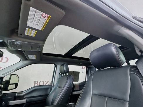 Used 2020 Ford F350 Lariat w/ Chrome Package image 25