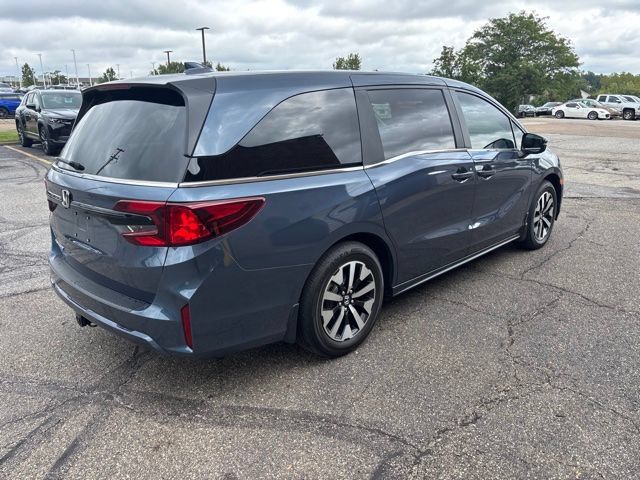 Used 2026 Honda Odyssey EX-L image 3