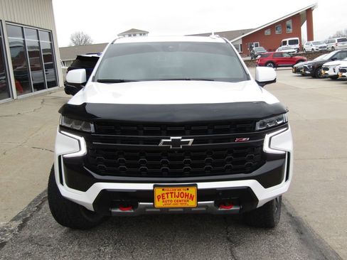 Used 2023 Chevrolet Tahoe Z71 w/ Luxury Package image 13