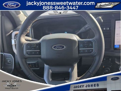 New 2026 Ford F250 Lariat w/ FX4 Off-Road Package image 15