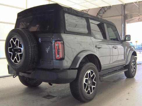 Used 2021 Ford Bronco Outer Banks AWD/4WD image 4
