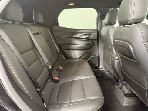 Used 2025 Chevrolet TrailBlazer ACTIV w/ Convenience Package FWD image 14