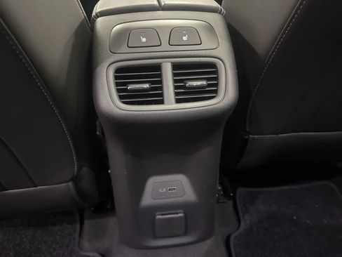 Used 2025 Buick Envision Avenir image 19