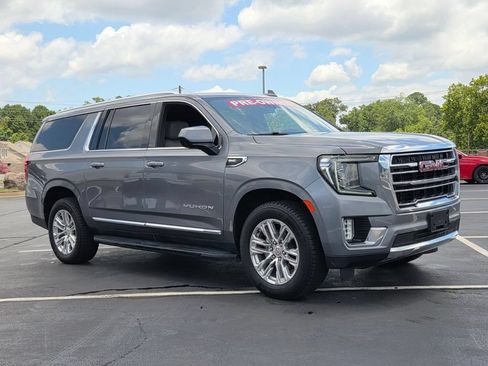 Used 2022 GMC Yukon XL SLT RWD image 4
