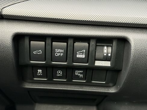 Used 2021 Subaru Forester Limited w/ Popular Package #3 image 17