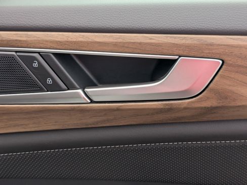 New 2026 Volkswagen Atlas SE image 35