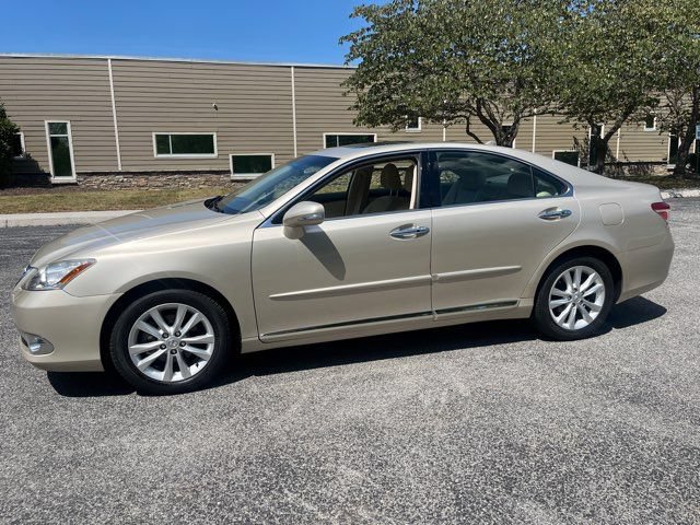 Used 2011 Lexus ES 350 FWD image 3