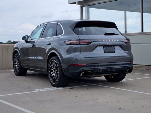Used 2019 Porsche Cayenne AWD/4WD image 3