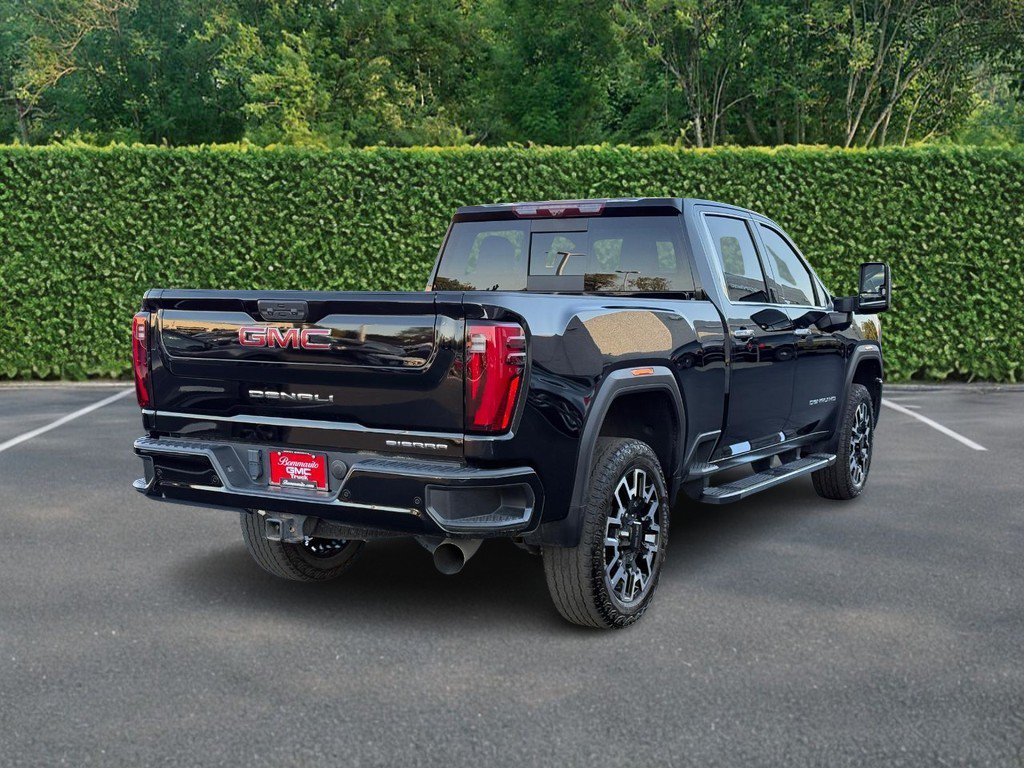 Used 2024 GMC Sierra 2500 Denali w/ Denali Reserve Package AWD/4WD image 3